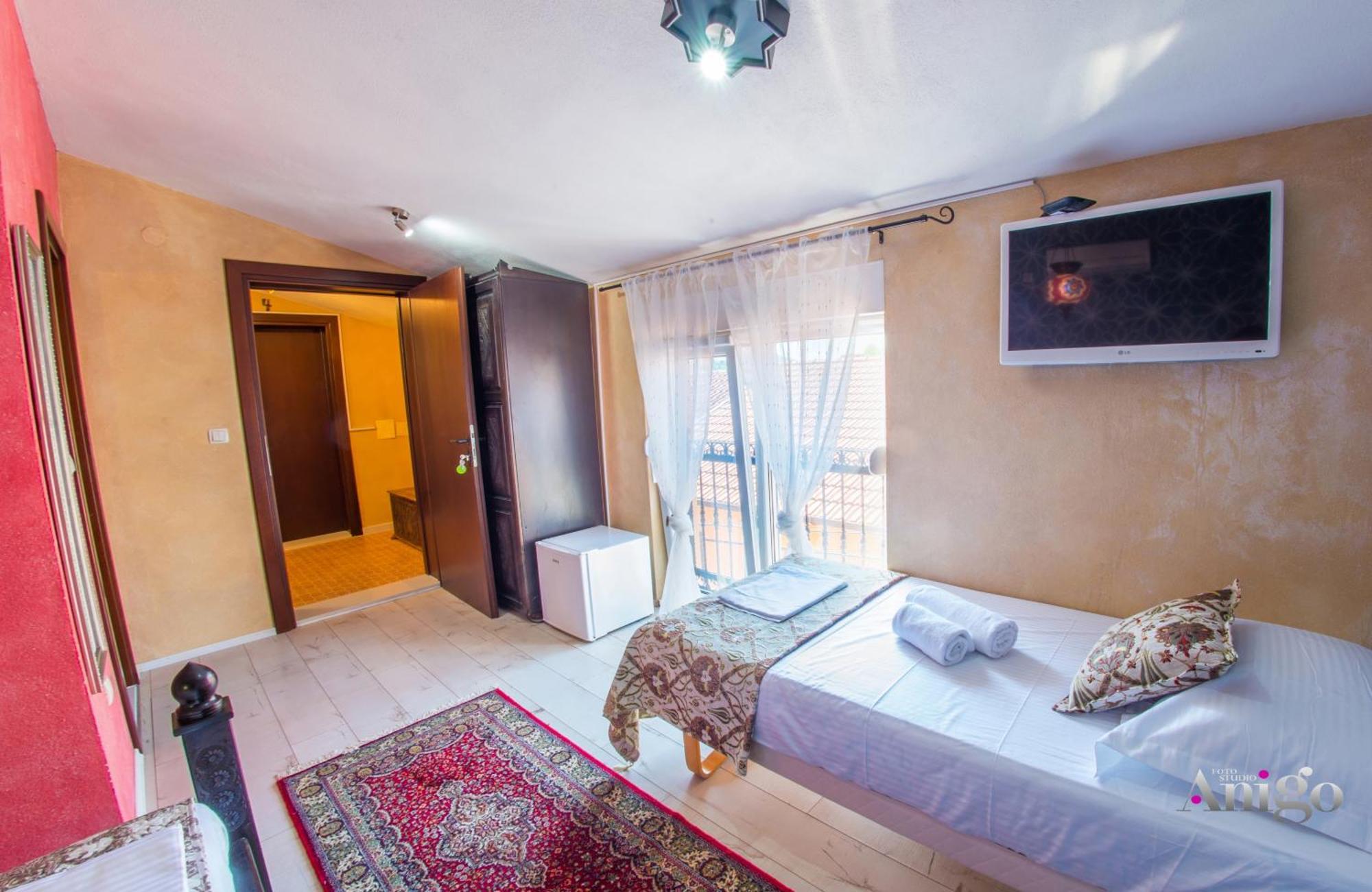 Apartments And Rooms Villa Sulejman Mostar Exterior photo
